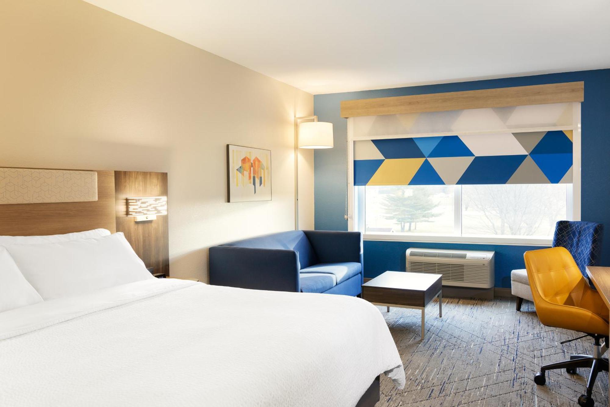 Holiday Inn Express & Suites Murfreesboro West By Ihg Exterior photo